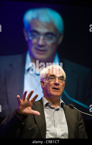 Alistair Darling, politicien britannique lors de la Telegraph Hay Festival 2012, Hay-on-Wye, Powys, Wales, UK Banque D'Images