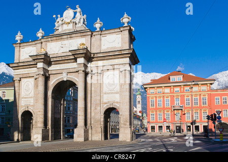 De Triomphe, Triumphpforte, Maria Theresien Strasse, Innsbruck, Tyrol, Autriche, Europe Banque D'Images