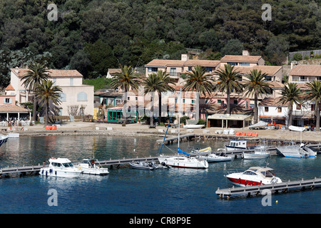 Port dans le parc national de Port-Cros, Iles d'Hyères, Provence-Alpes-Côte d'Azur, France, Europe Banque D'Images