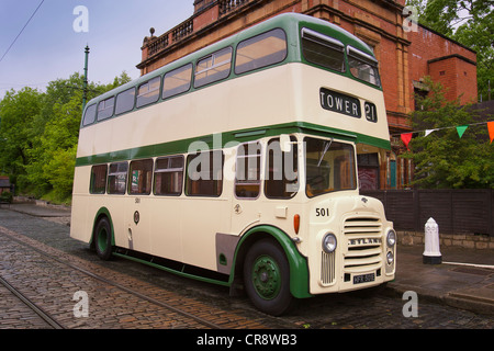 1967 Leyland Titan (Bus à impériale à moteur avant) Banque D'Images