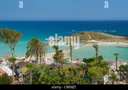 La plage de Nissi, à Ayia Napa, Chypre du Sud Banque D'Images