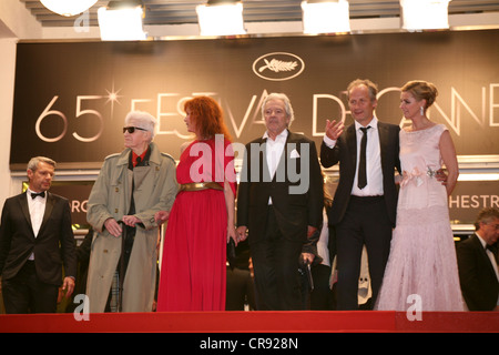 Réalisateur Alain Resnais et exprimées à l'Vous n'avez encore rien vu à la projection de gala 65e Festival de Cannes en France. Banque D'Images