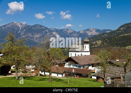 Wamberg village près de Garmisch-Partenkirchen, l'église de Sainte Anne, Kramer, Alpes bavaroises, Upper Bavaria, Bavaria, Germany, Europe Banque D'Images