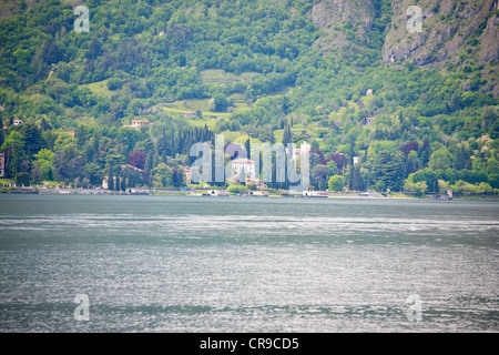 ,Ville,colorés, maisons colorées,Ferries,hotel,restaurants,Villas de luxe au bord du lac,jardins,Lac de Côme Menaggio,Italien,Lacs,Italie Banque D'Images