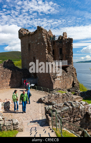 Le château d'Urquhart, Loch Ness, Ecosse, Royaume-Uni, Europe Banque D'Images