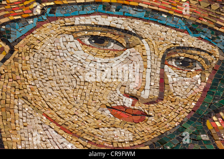 Icône en mosaïque de la Mère de Dieu situé à plus de colliers des Aleksandro-Neva au monastère de St.-Pétersbourg, Russie Banque D'Images