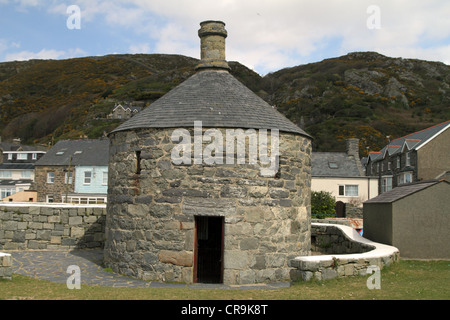 Blocage, Barmouth, Gwynedd, Pays de Galles. Construit en 1834 et connu sous le nom de Ty Crwn (la maison ronde). Contient deux cellules - principalement pour les ivrognes Banque D'Images