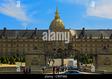 L'Hôtel des Invalides. L'hôpital militaire et d'accueil pour anciens combattants de guerre français a été construit par Louis XIV. Banque D'Images