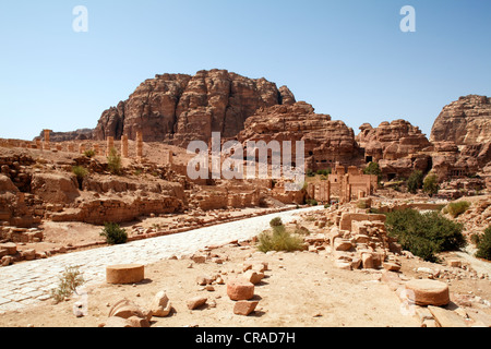 La rue à colonnades, Pétra, capitale des Nabatéens, rock city, UNESCO World Hertage Site, Wadi Musa Banque D'Images