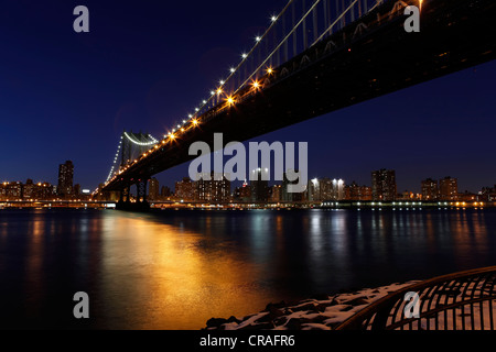 Skyline de new york vu de Brooklyn heights, New York, USA Banque D'Images