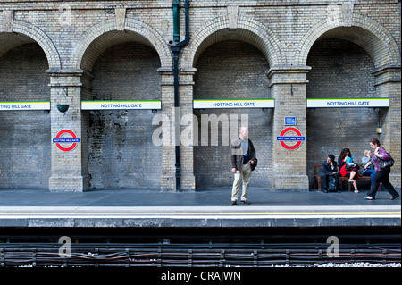 La station de métro Notting Hill Gate, Notting Hill, Londres, Angleterre, Royaume-Uni, Europe Banque D'Images