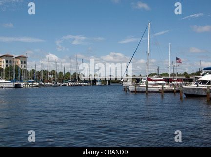 Yacht Club de Melbourne Harbor, dans l'Indian River Lagoon sur l'Intracoastal Waterway à Melbourne Florida USA Banque D'Images