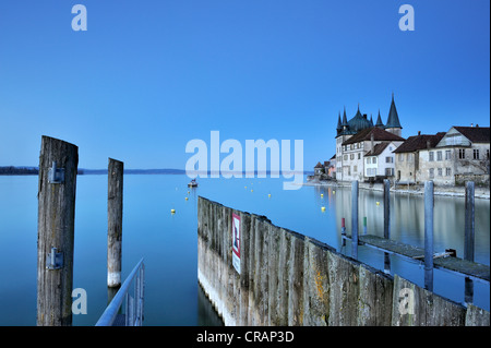 Le port avec le bâtiment Turmhof dans la soirée, Steckborn, Canton de Thurgovie, Suisse, Europe Banque D'Images