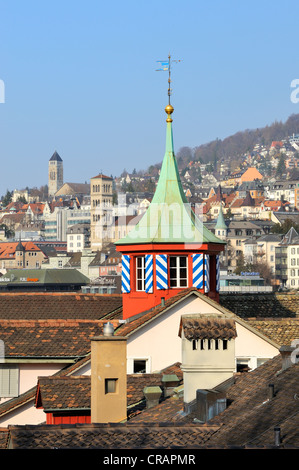 Les tourelles et les toits de la vieille ville, quartier Schipfe, Zurich, le Canton de Zurich, Suisse, Europe Banque D'Images