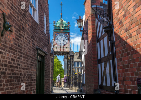 L'Eastgate Clock à Chester se trouve sur le site de l'entrée originale de la forteresse romaine de Deva Victrix Banque D'Images