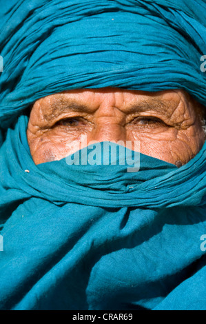 Homme touareg, portrait, Essendilène, Algérie, Afrique Banque D'Images