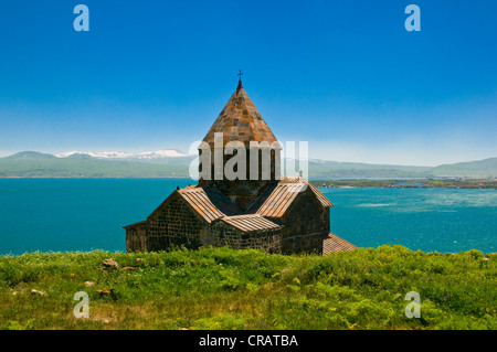 Le monastère de Sevanavank sur le lac Sevan, en Arménie, Caucase, Moyen-Orient Banque D'Images