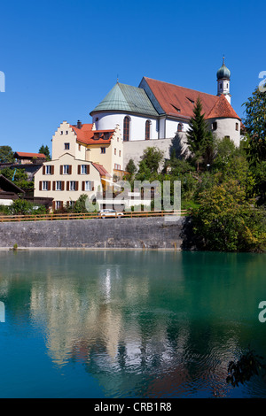 Monastère Franciscain, rivière Lech, Füssen, à l'Est, l'Allgaeu Bayerisch souabe, Bavière, Allemagne, Europe, OeffentlicherGrund Banque D'Images