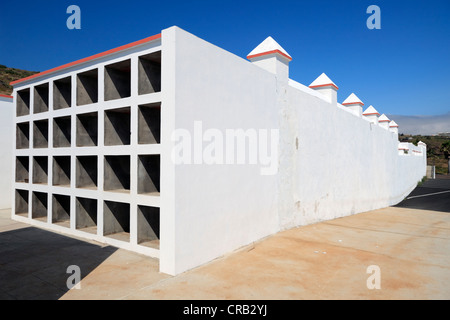 Cimetière, les sépultures, Santo Domingo de Garafia, La Palma, La Isla Verde, La Isla Bonita, Canaries, Islas Canarias Banque D'Images