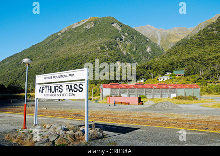 Arthurs Pass gare sur la ligne ferroviaire transalpine changement est dû, de Kiwi Rail dans les Alpes du Sud, île du Sud Banque D'Images