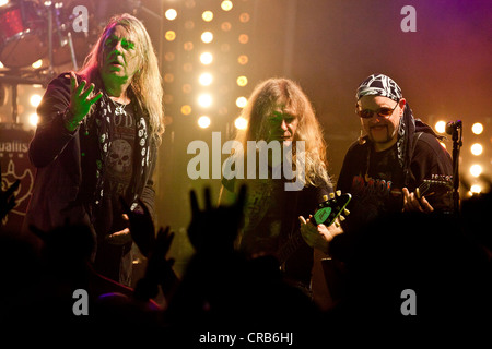 Le groupe de heavy metal britannique Saxon jouer live à l'Schueuer à Lucerne, Suisse, Europe Banque D'Images