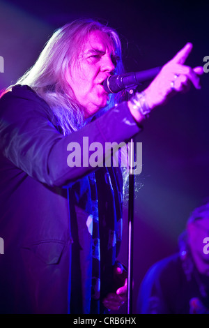 Singer Peter 'Biff Byford" du groupe de heavy metal britannique Saxon jouer live à l'Schueuer à Lucerne, Suisse, Europe Banque D'Images