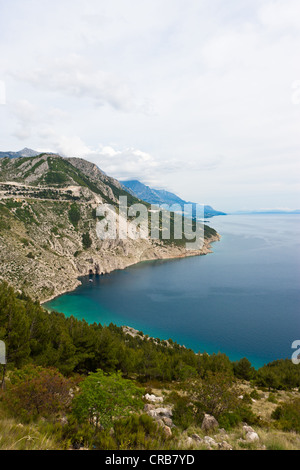 Côte près de la ville de Zadar, Dalmatie centrale, Dalmatie, côte Adriatique, Croatie, Europe, PublicGround Banque D'Images