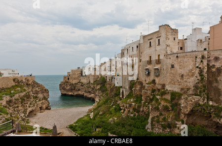 Polignano a Mare, Puglia, les Pouilles, Italie du Sud, Italie, Europe Banque D'Images