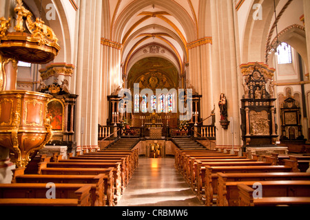 Vue de l'intérieur de la cathédrale de Bonn, Bonn, Berlin, Germany, Europe Banque D'Images