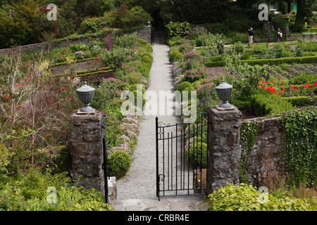 Jardin clos, Château et Jardins de Glenveagh, le parc national de Glenveagh, comté de Donegal, Irlande, Europe Banque D'Images