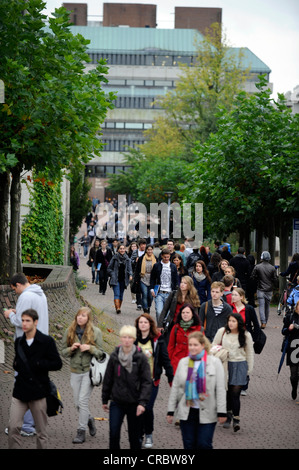 Début de semaine, l'université, freshers accueil des nouveaux étudiants à l'Université Heinrich-Heine de Düsseldorf, Universitaet, Banque D'Images