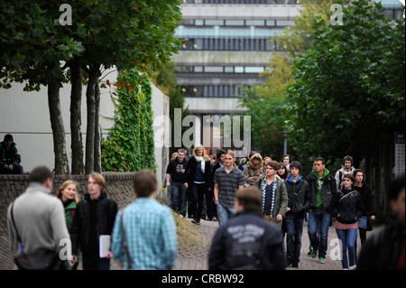 Début de semaine, l'université, freshers accueil des nouveaux étudiants à l'Université Heinrich-Heine de Düsseldorf, Universitaet, Banque D'Images