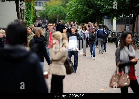 Début de semaine, l'université, freshers accueil des nouveaux étudiants à l'Université Heinrich-Heine de Düsseldorf, Universitaet, Banque D'Images