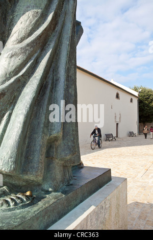 Statue de Grgur Ninski, Nin, Croatie Banque D'Images