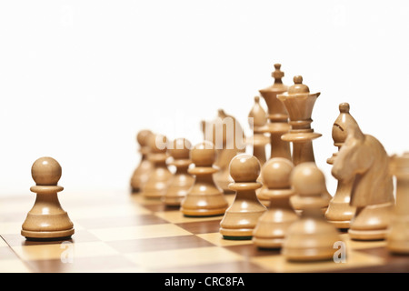 Close up of chess pieces on board Banque D'Images