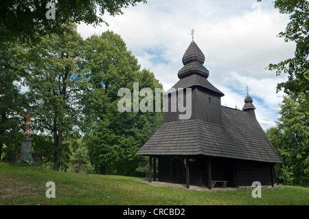 Le grec catholique d'église en bois de l'Évêque St Nicolas (construit en 1730) à partir de la Ruska Bystra, Slovaquie Banque D'Images