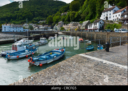 Port de Lynmouth montrant la vallée vers le bas de la crue qui a fait rage en août 1952. Banque D'Images