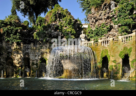 Fontana dell'Ovato ou ovale, fontaine de jardin de la Villa d'Este, Site du patrimoine mondial de l'UNESCO, Tivoli, lazio, Italie, Europe Banque D'Images