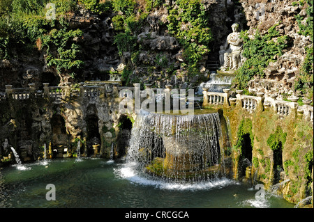 Fontana dell'Ovato ou ovale, fontaine de jardin de la Villa d'Este, Site du patrimoine mondial de l'UNESCO, Tivoli, lazio, Italie, Europe Banque D'Images