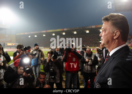 Louis Van Gaal, entraîneur du FC, Bayern-Muenchen Bruchweg Stadium, Mayence, Rhénanie-Palatinat, Allemagne, Europe Banque D'Images