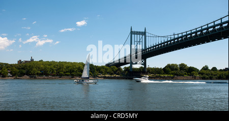 Le Robert F. Kennedy/ Triborough Bridge reliant Manhattan, Queens et le Bronx à New York Banque D'Images