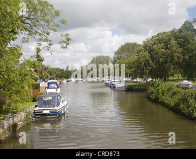 Boats on River Waveney, Beccles, Suffolk, Angleterre Banque D'Images