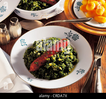 Kale et Pinkel, saucisse de spécialité nord-allemande, Allemagne. Banque D'Images