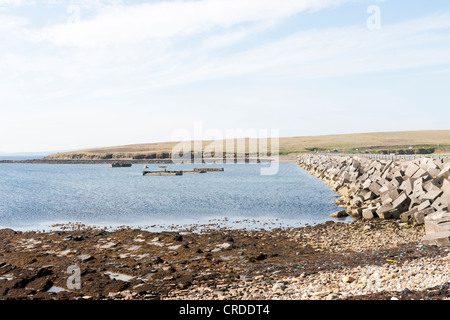 La barrière Churchill sur les îles Orkney Ecosse Banque D'Images