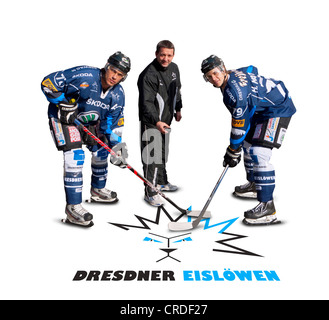 Patrick Strauch, joueur de hockey sur glace, sur la gauche, Thomas Popiesch, coach, au milieu, et Henry Martens, sur la droite, posant Banque D'Images