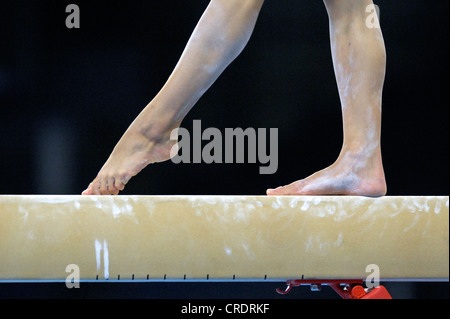 Poutre, la gymnastique Banque D'Images