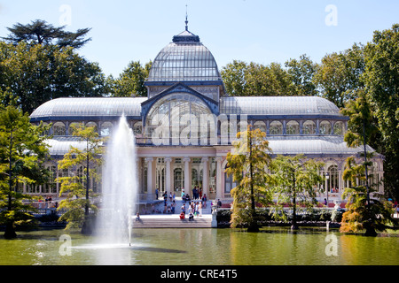Crystal Palace, Palais de Cristal, dans le Parque del Buen Retiro à Madrid, Espagne, Europe Banque D'Images