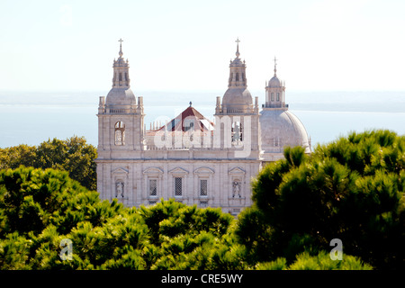 Igreja da Graca Église dans le quartier de Graça à Lisbonne, Portugal, Europe Banque D'Images