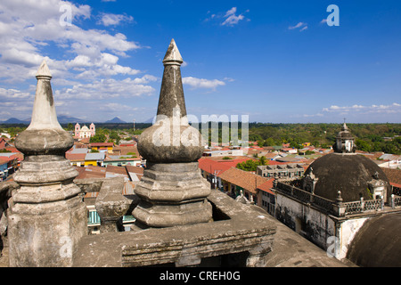 Vue de la cathédrale de la ville de León, au Nicaragua, en Amérique centrale Banque D'Images