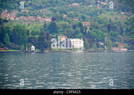 Bellagio,Traversée du lac,Hôtels,restaurants,à l'avant dans des ruelles,boutiques,vue sur le lac de Côme Lac,Jardins,Italien,Lacs,Italie Banque D'Images